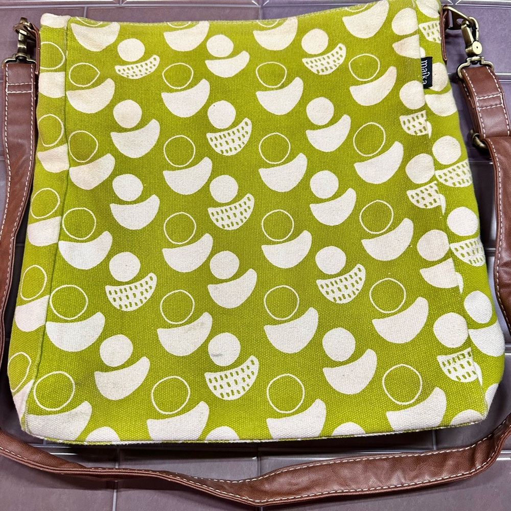 Maika Green and Brown Shoulder Bag